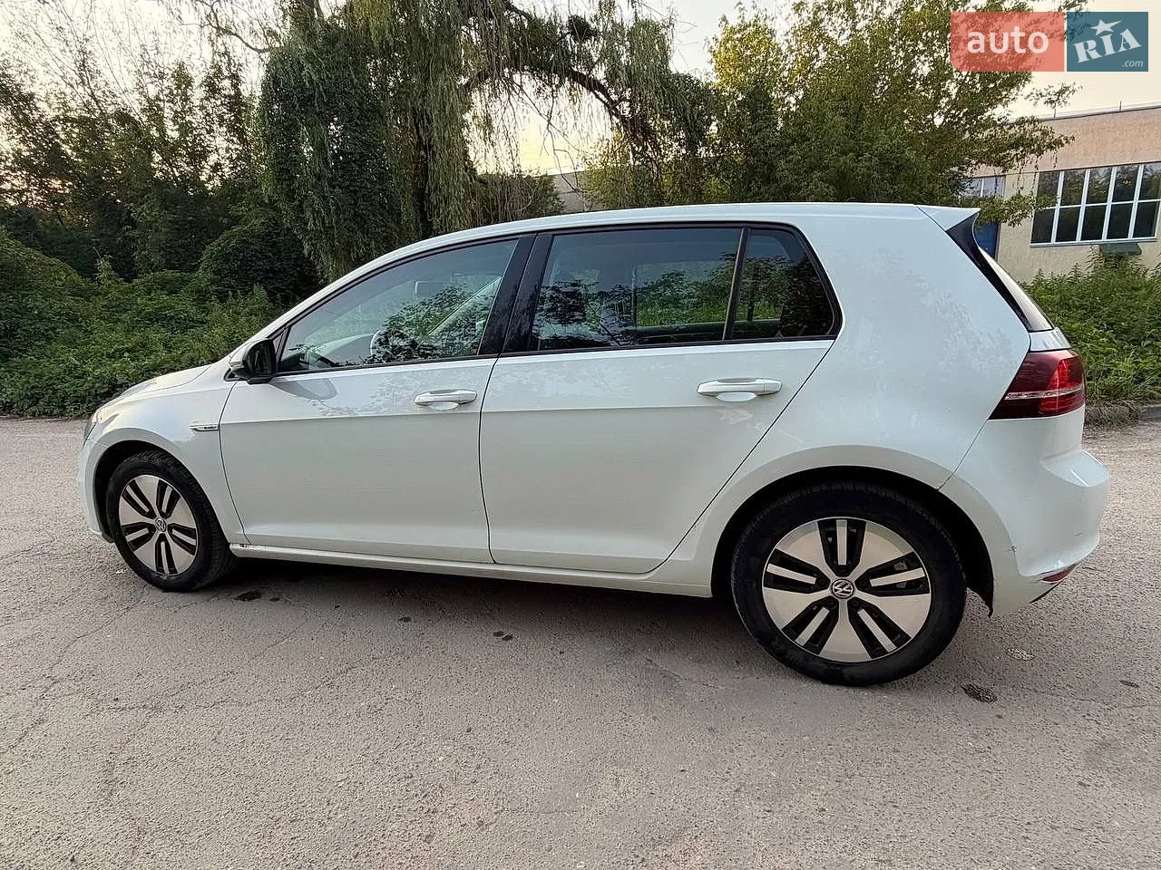 2014 Volkswagen Golf - мініатюра 11