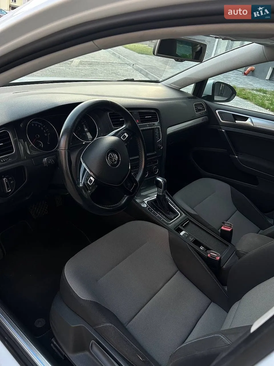 2014 Volkswagen Golf - мініатюра 27