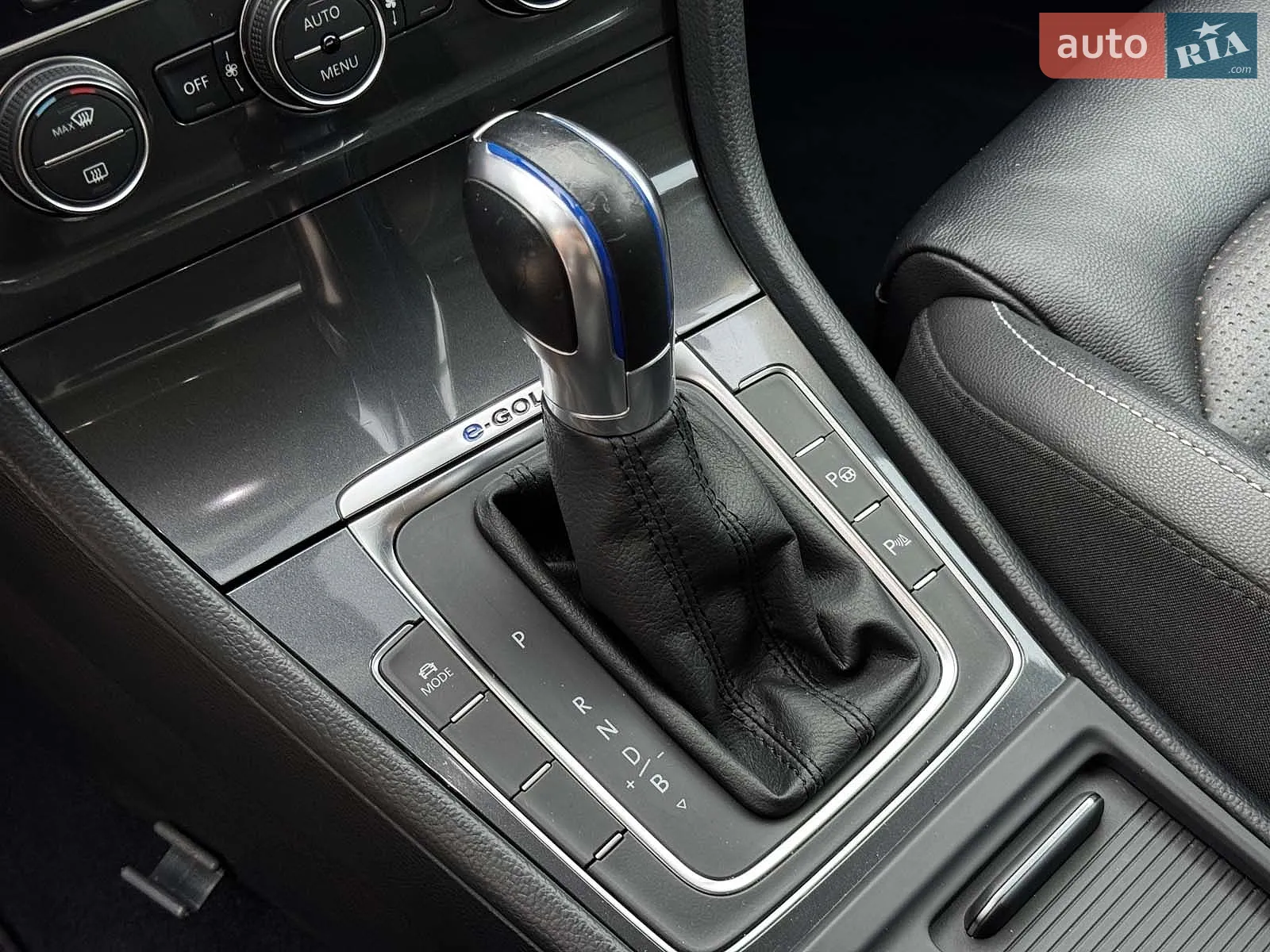 2017 Volkswagen Golf - мініатюра 26