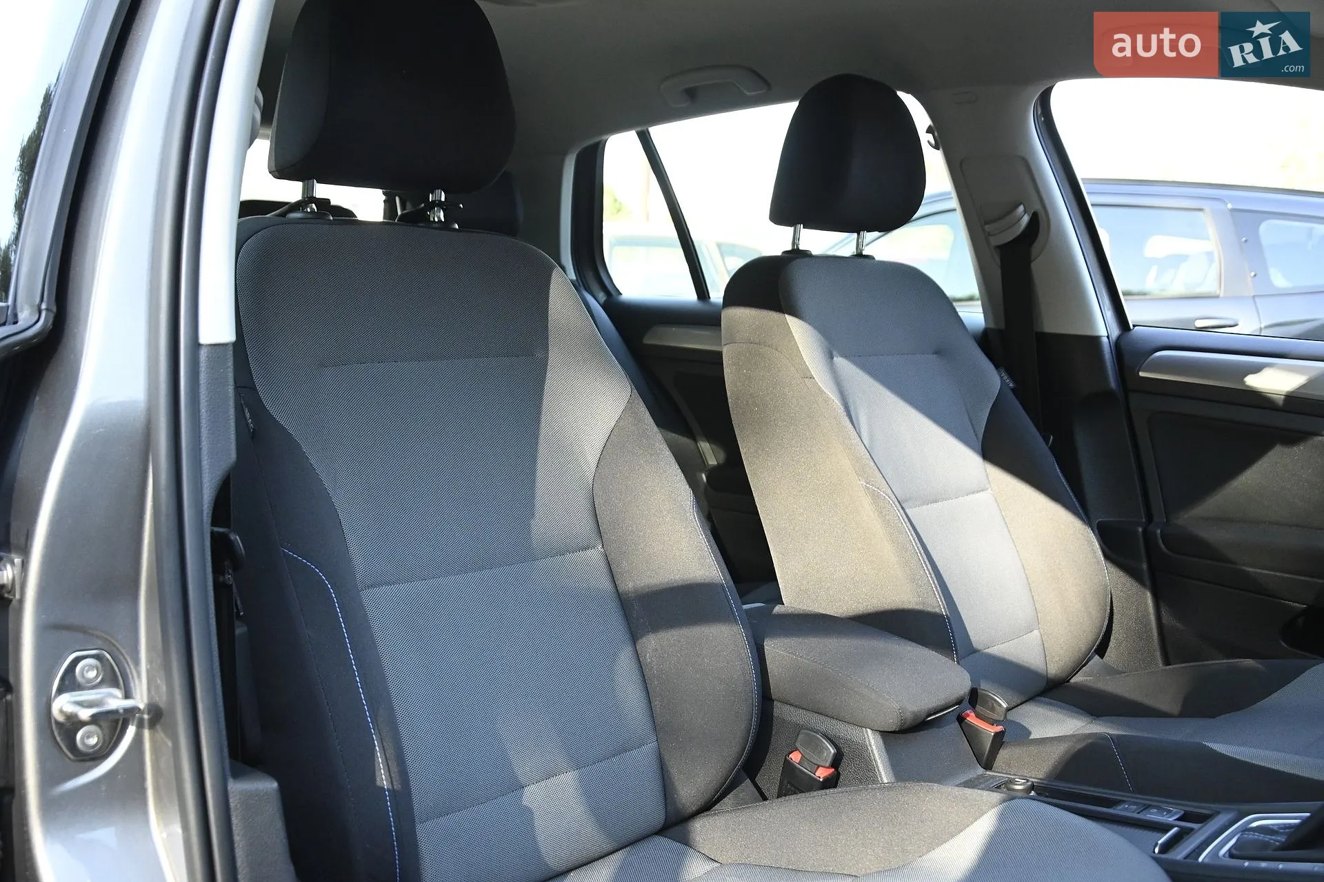 2015 Volkswagen Golf - мініатюра 29