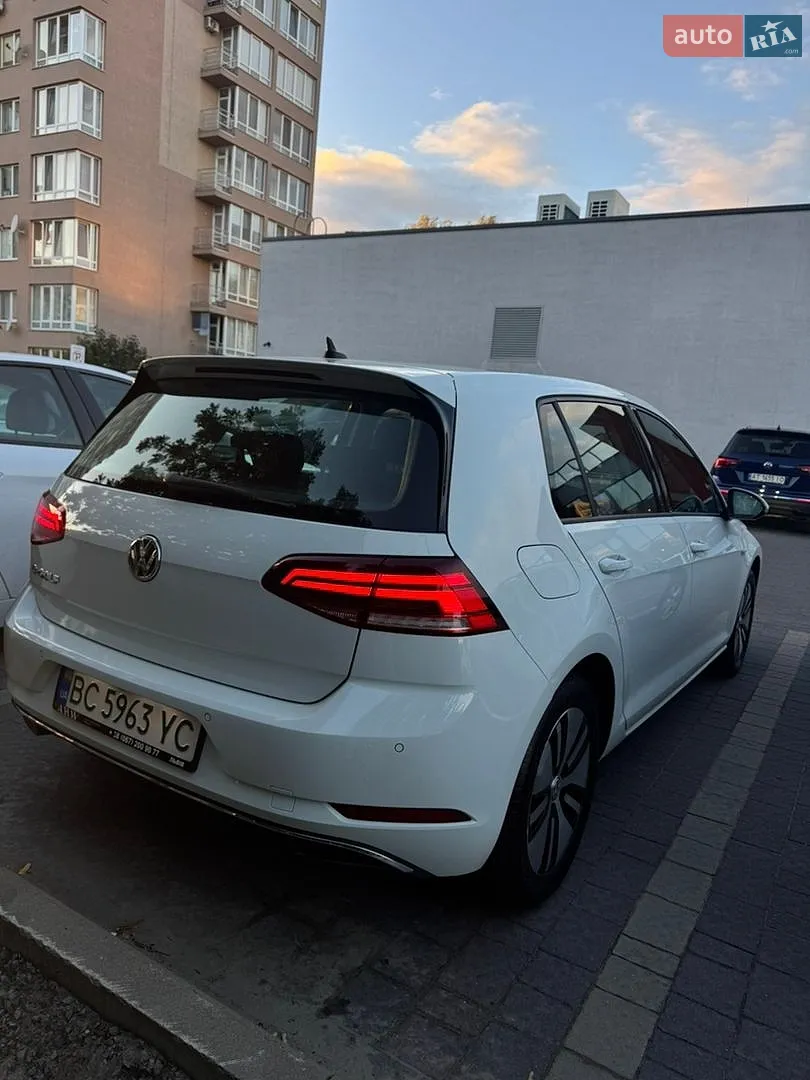 2017 Volkswagen Golf - мініатюра 6