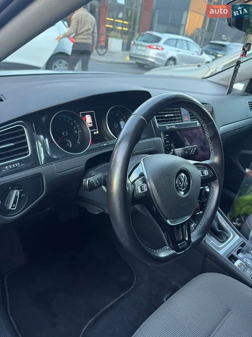 2017 Volkswagen Golf - мініатюра 9
