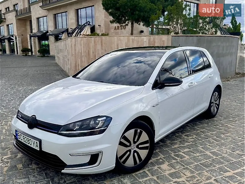 Volkswagen e-Golf 2016