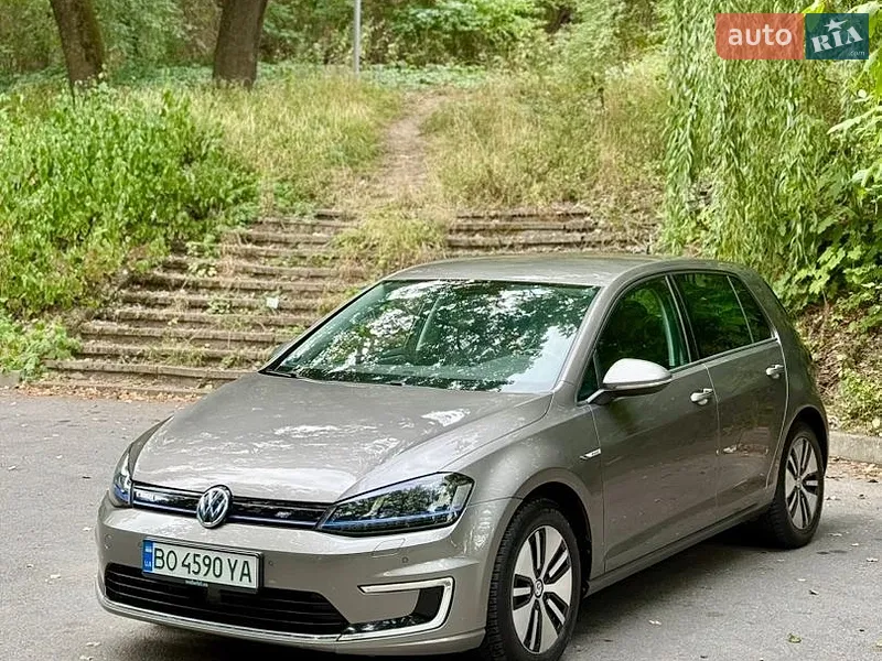 Volkswagen e-Golf 2016