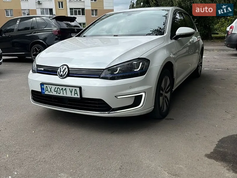 Volkswagen e-Golf 2014