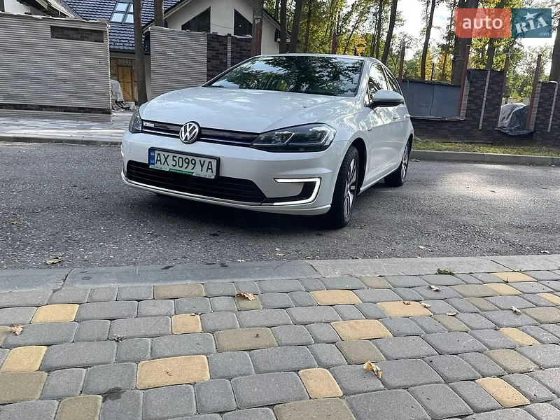 Volkswagen e-Golf
