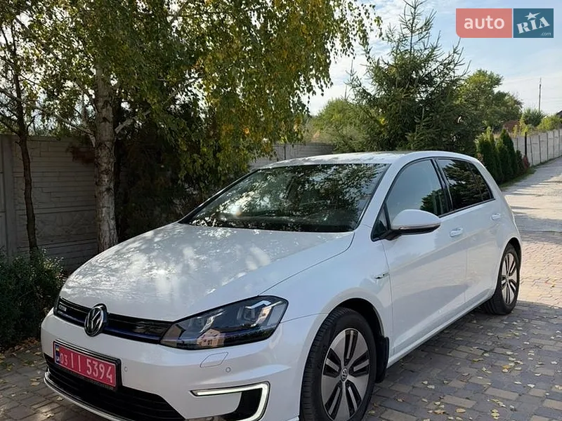 Volkswagen e-Golf 2016