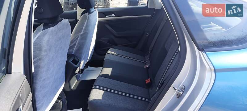 Седан Volkswagen e-Lavida 2019 в Барышевке