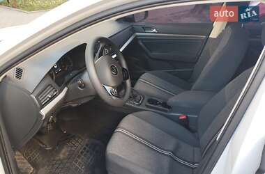 Седан Volkswagen e-Lavida 2021 в 