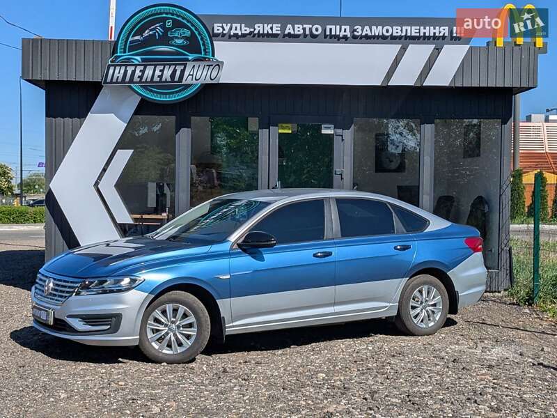Volkswagen e-Lavida 2019