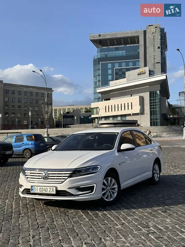 Volkswagen e-Lavida 2021