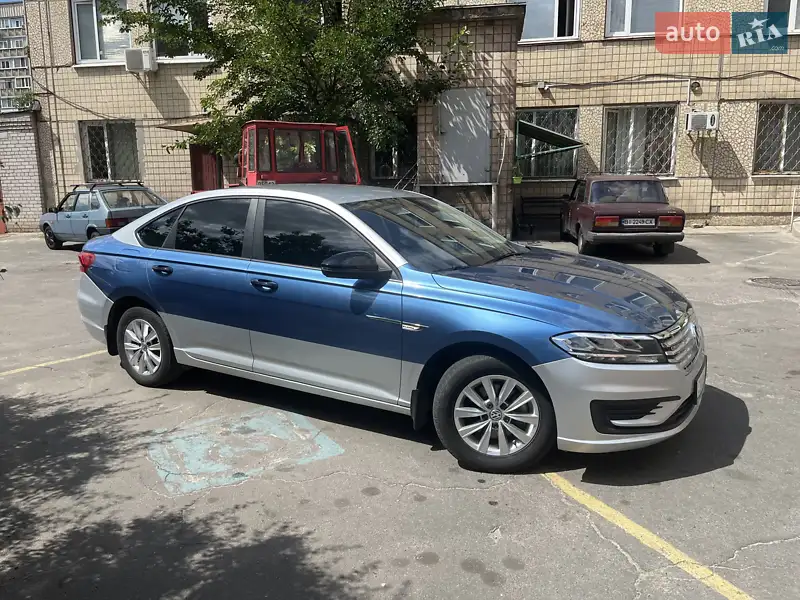 Volkswagen e-Lavida 2019
