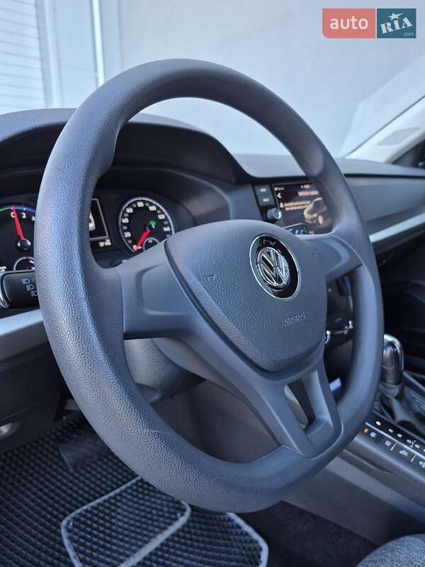 Седан Volkswagen e-Lavida 2019 в Киеве фото 21 Седан Volkswagen e-Lavida 2019 в Киеве