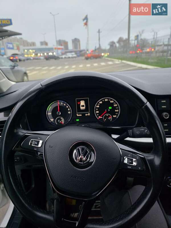 Седан Volkswagen e-Lavida 2019 в Одессе