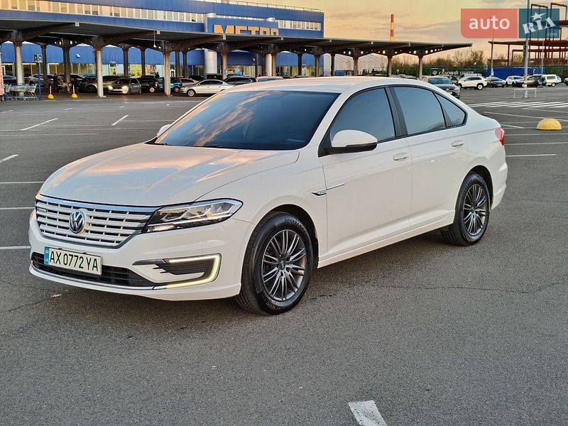 Седан Volkswagen e-Lavida 2019 в Киеве