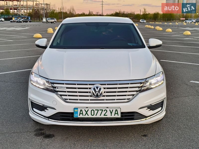 Седан Volkswagen e-Lavida 2019 в Киеве