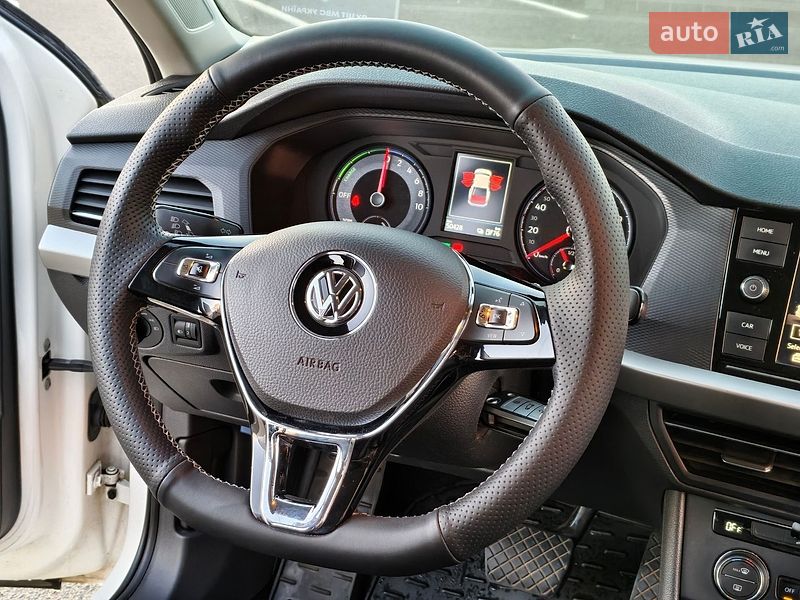 Седан Volkswagen e-Lavida 2019 в Киеве