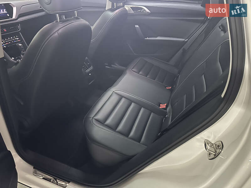 Внедорожник / Кроссовер Volkswagen E-Tharu 2020 в Полтаве