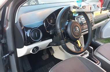 Хетчбек Volkswagen e-Up 2014 в Львові