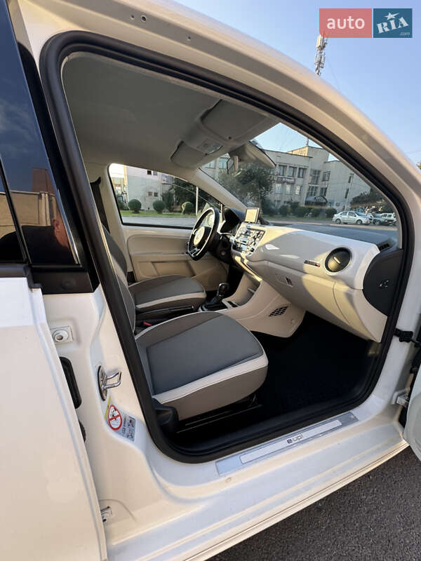 Хетчбек Volkswagen e-Up 2013 в Львові фото 18 Хетчбек Volkswagen e-Up 2013 в Львові