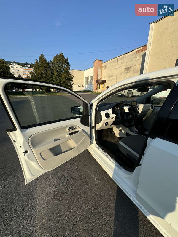 Хетчбек Volkswagen e-Up 2013 в Львові фото 21 Хетчбек Volkswagen e-Up 2013 в Львові