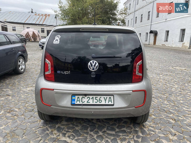 Хэтчбек Volkswagen e-Up 2014 в Луцке фото 10 Хэтчбек Volkswagen e-Up 2014 в Луцке