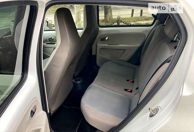 Хэтчбек Volkswagen e-Up 2014 в Львове фото 10 Хэтчбек Volkswagen e-Up 2014 в Львове