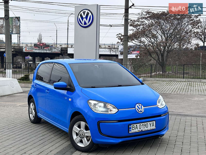 Хэтчбек Volkswagen e-Up 2016 в Кропивницком