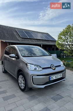 Хэтчбек Volkswagen e-Up 2021 в 