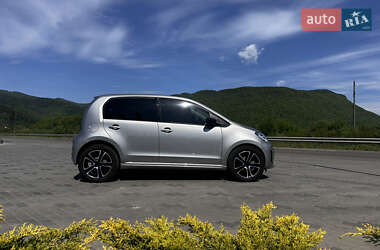 Хетчбек Volkswagen e-Up 2022 в Хусті