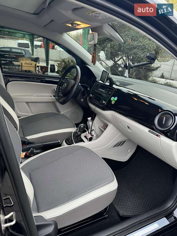 Хэтчбек Volkswagen e-Up 2014 в Запорожье