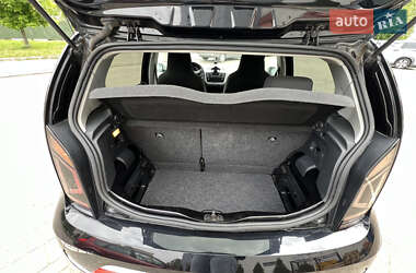 Хэтчбек Volkswagen e-Up 2021 в 