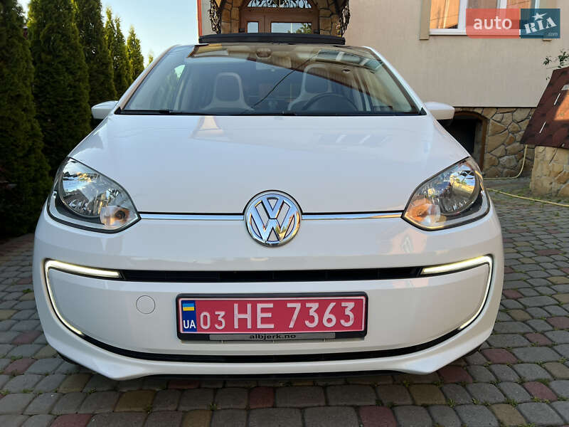 Хэтчбек Volkswagen e-Up 2014 в Львове