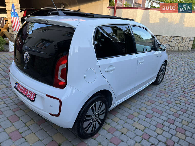 Хэтчбек Volkswagen e-Up 2014 в Львове