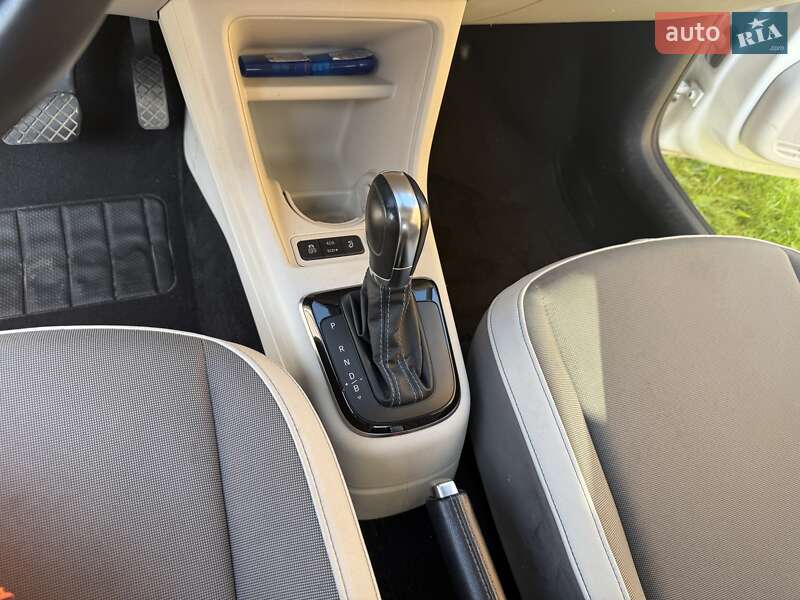 Хэтчбек Volkswagen e-Up 2013 в Львове