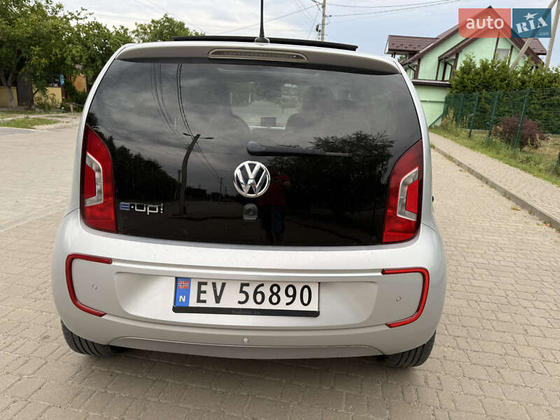 Хэтчбек Volkswagen e-Up 2014 в Львове