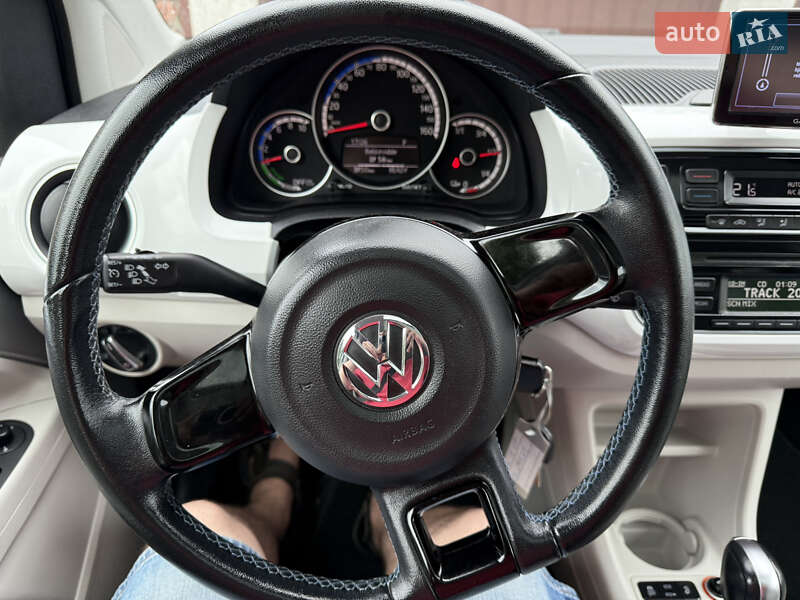 Хэтчбек Volkswagen e-Up 2014 в Львове