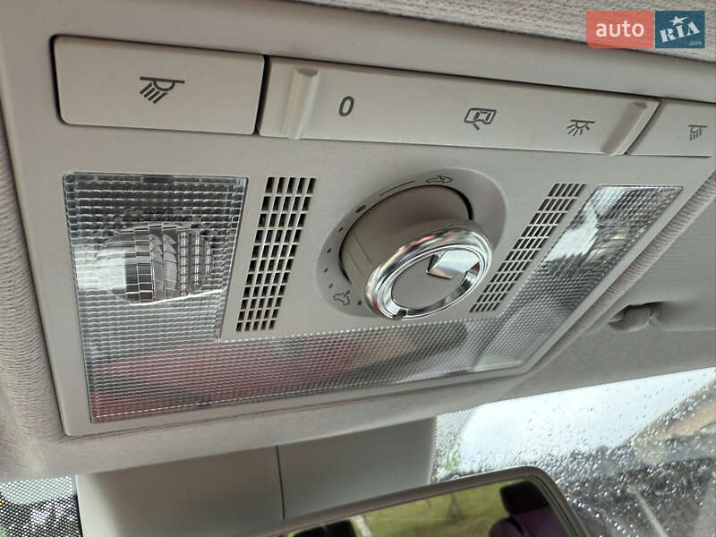 Хэтчбек Volkswagen e-Up 2014 в Львове