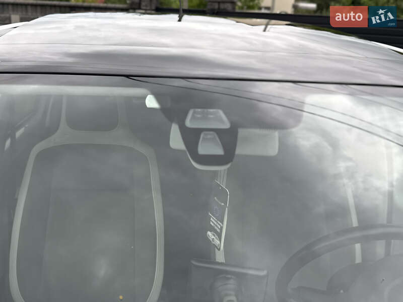 Хэтчбек Volkswagen e-Up 2014 в Ровно