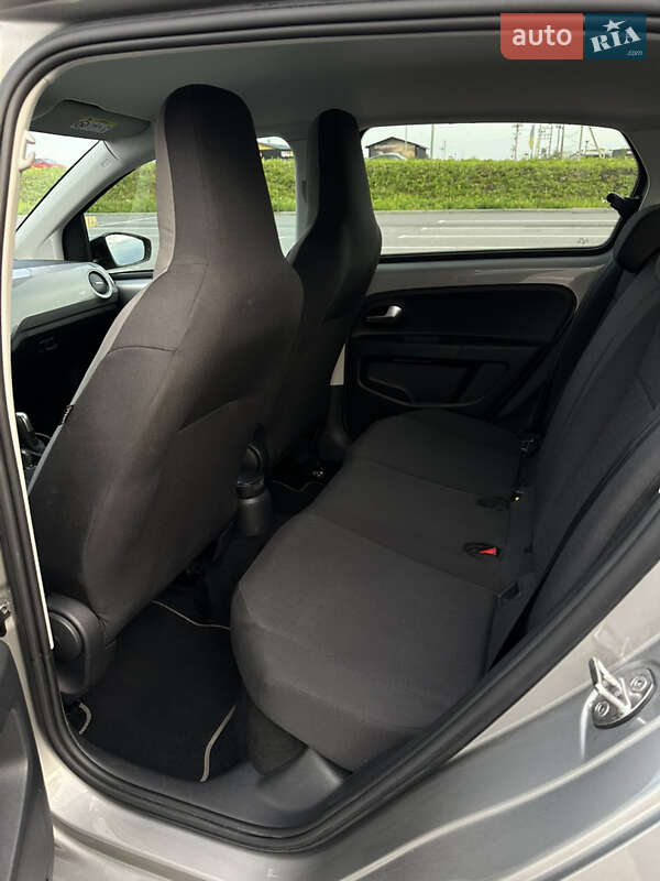 Хэтчбек Volkswagen e-Up 2020 в Львове
