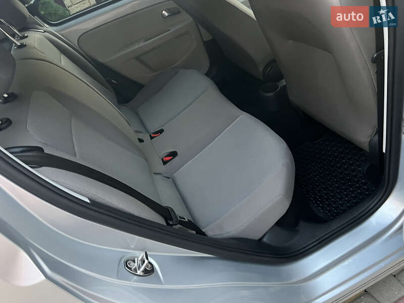 Хэтчбек Volkswagen e-Up 2014 в Львове