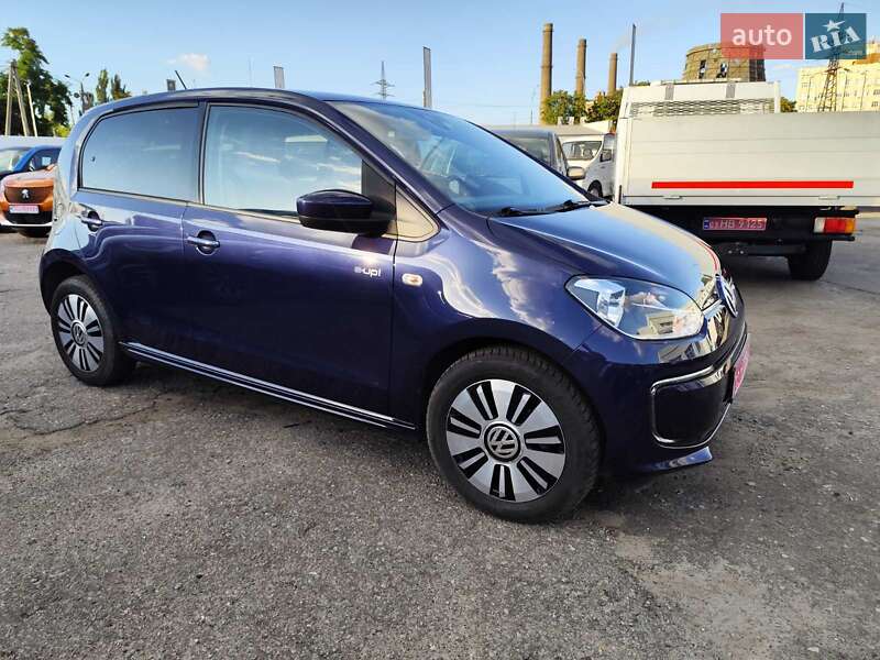Хетчбек Volkswagen e-Up 2015 в Києві
