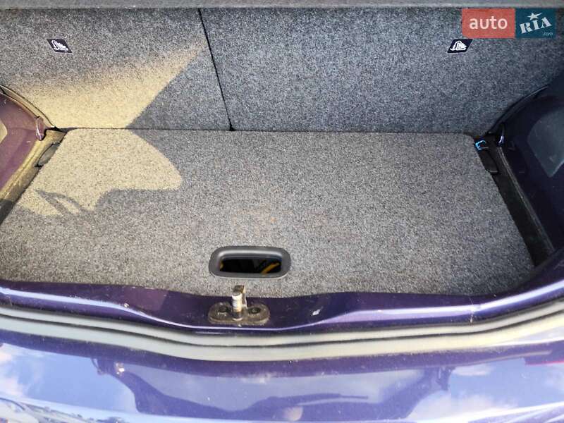 Хетчбек Volkswagen e-Up 2015 в Києві