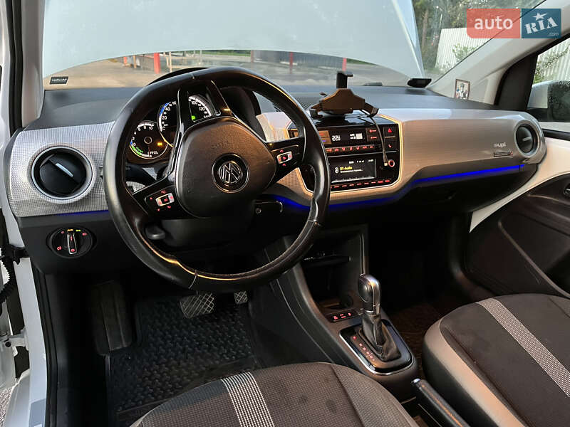 Хэтчбек Volkswagen e-Up 2018 в Виннице