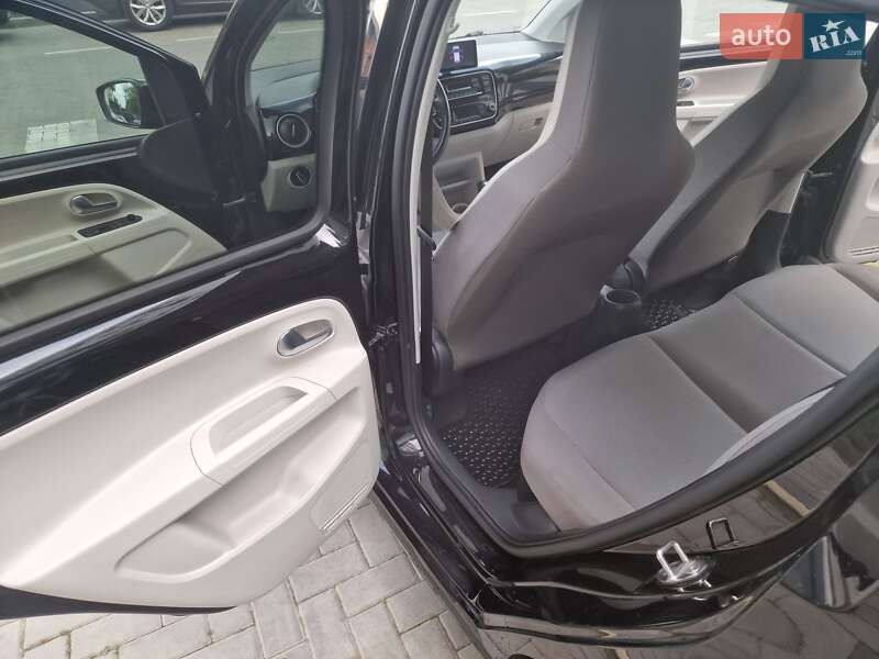 Хэтчбек Volkswagen e-Up 2014 в Львове