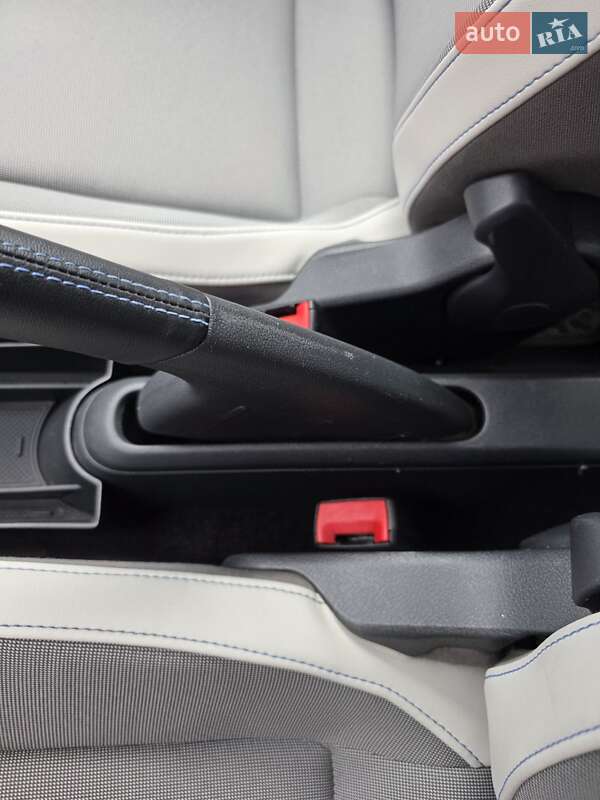 Хэтчбек Volkswagen e-Up 2015 в Ровно фото 45 Хэтчбек Volkswagen e-Up 2015 в Ровно