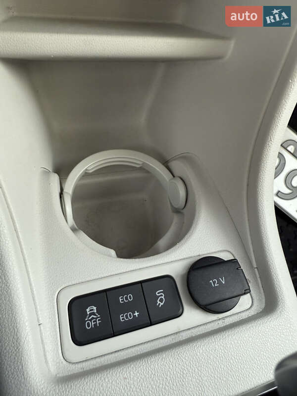 Хетчбек Volkswagen e-Up 2014 в Львові фото 31 Хетчбек Volkswagen e-Up 2014 в Львові