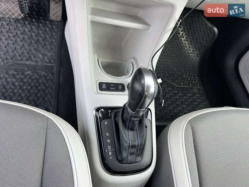 Хетчбек Volkswagen e-Up 2013 в Луцьку