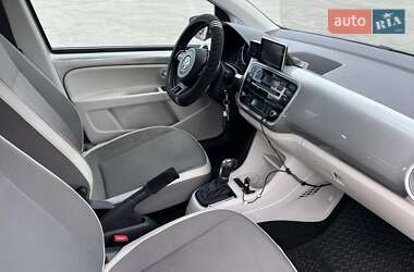 Хэтчбек Volkswagen e-Up 2013 в 