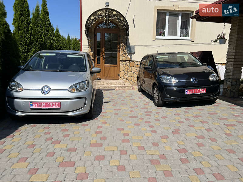 Хэтчбек Volkswagen e-Up 2014 в Львове